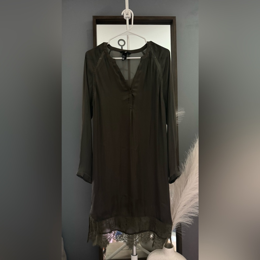 H&M Olive Green Long Sleeve Dress - Picture 3 of 10
